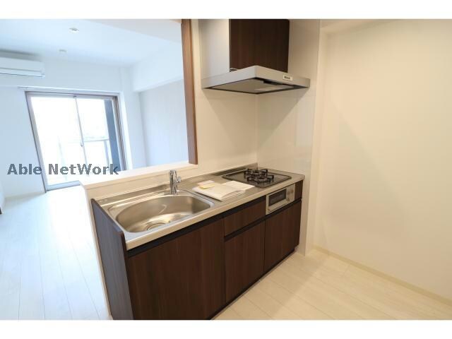 ヒューベストレジデンス東唐津駅のキッチン