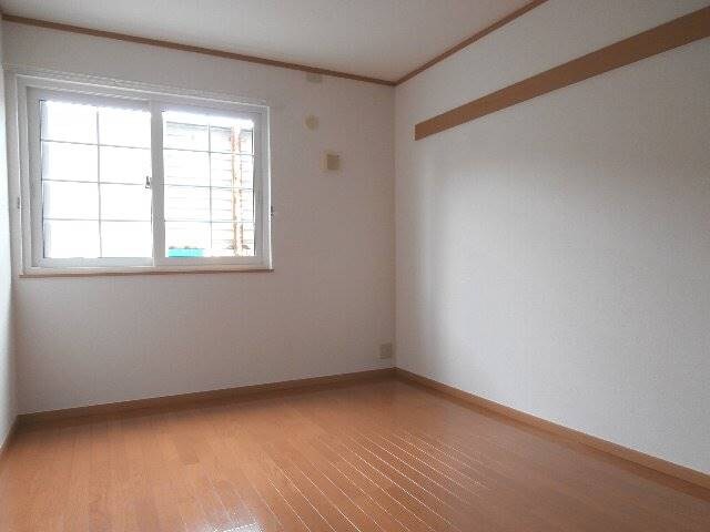 物件内観写真14　(寝室)