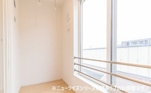 バルコニー(同仕様：サンルーム)