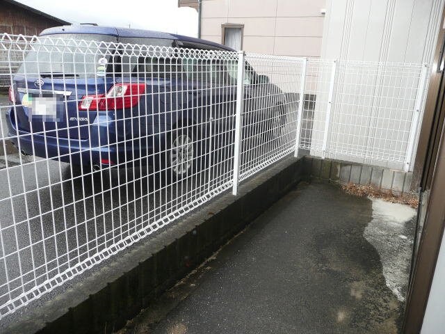 物件内観写真20　(専用庭)