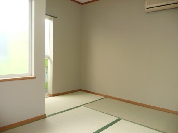 寝室(同仕様)