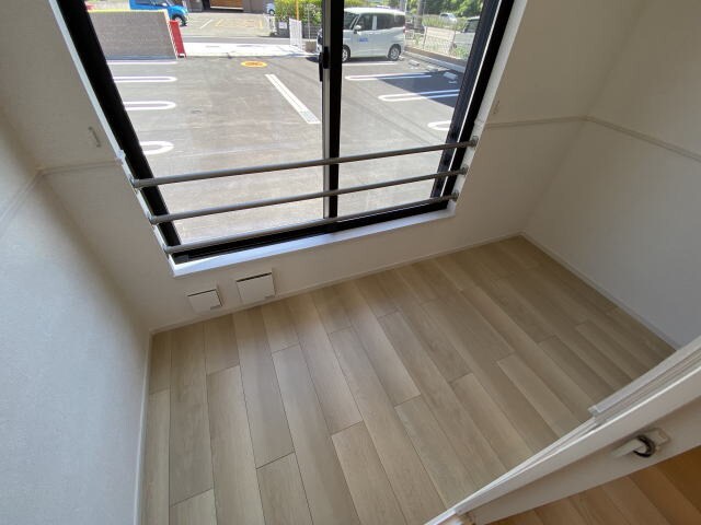 物件内観写真16　(サンルーム)