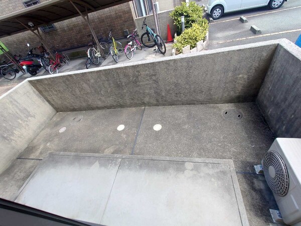 バルコニー(専用庭)