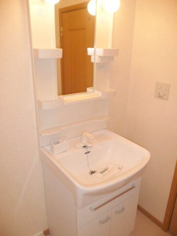 物件内観写真9　(同仕様)