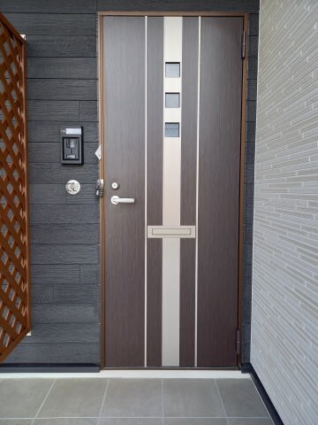 物件外観写真2　(同仕様)