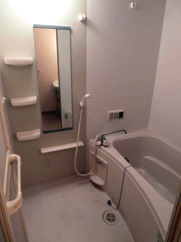 物件内観写真8　(同仕様)