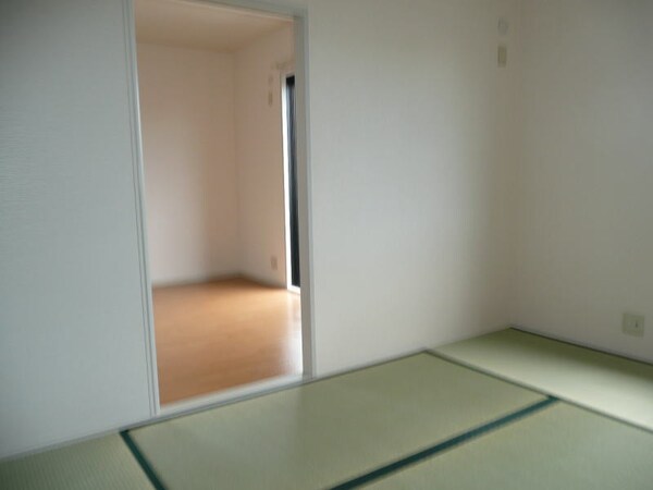 内装他(同仕様)