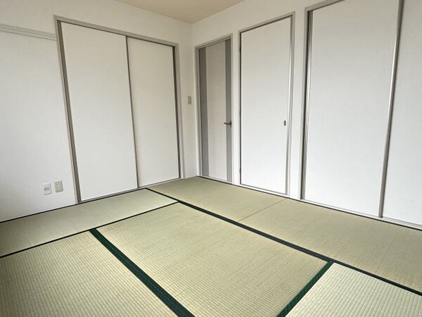 寝室(同仕様)