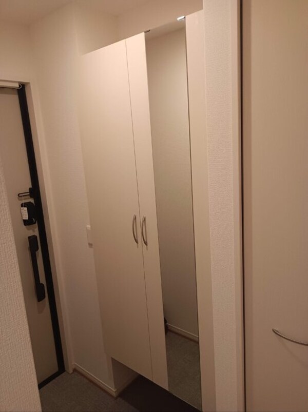 内装他