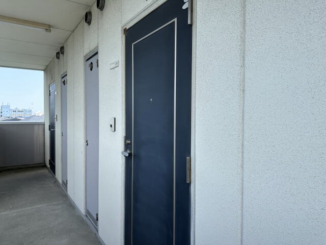 物件外観写真2　(同仕様)