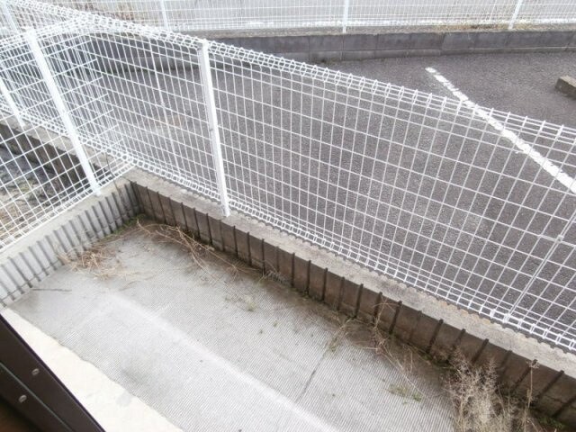 物件内観写真20　(同仕様　専用庭)