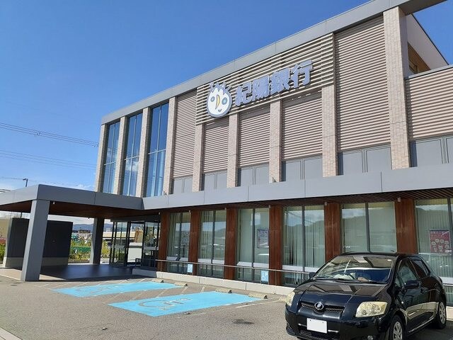 物件内観写真32　(紀陽銀行 岩出支店様 1183m)