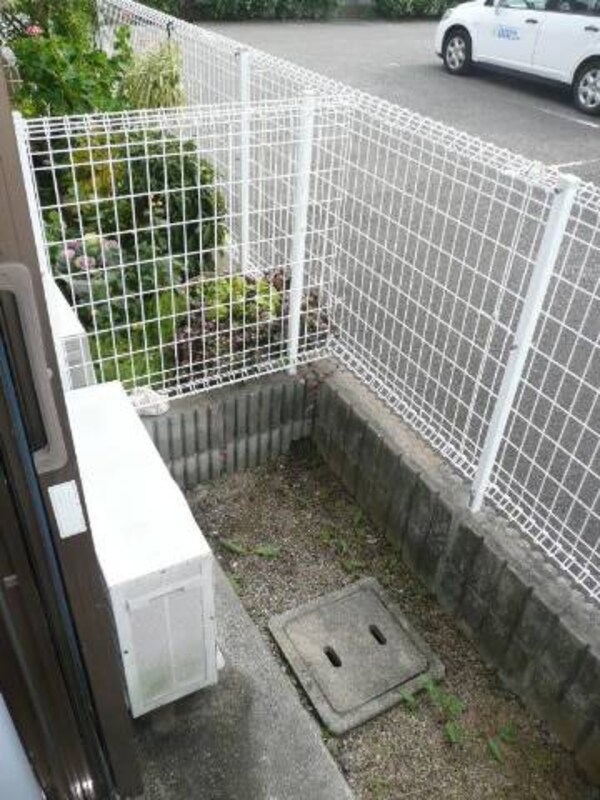 バルコニー(庭
同仕様)