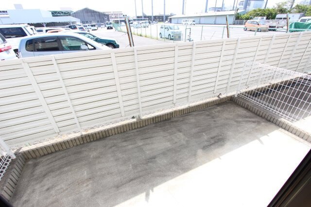 物件内観写真26　(庭　同仕様)