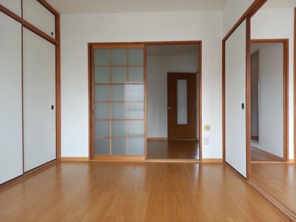 居室(同仕様)