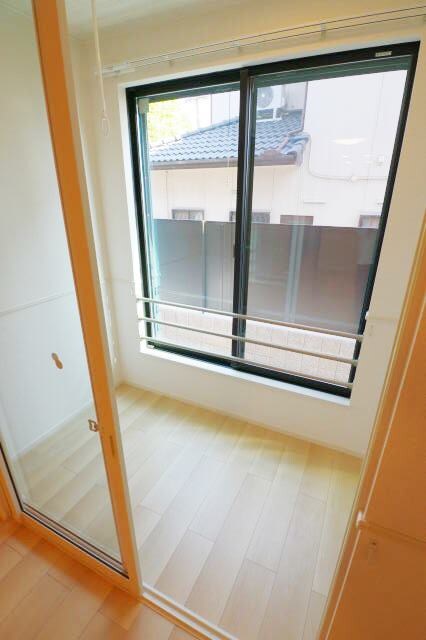 物件内観写真16　(サンルーム)