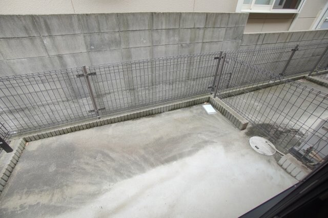 物件内観写真16　(専用庭)