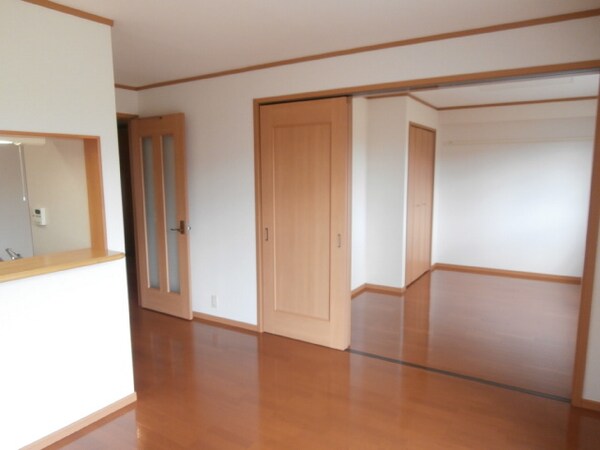 居室(同仕様)