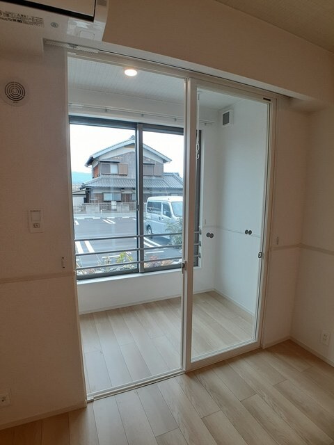 物件内観写真16　(サンルーム)