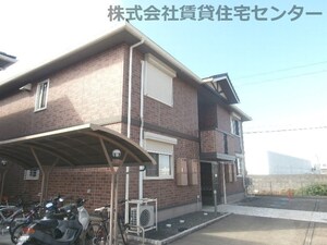 パインテイル Ｂ棟外観写真