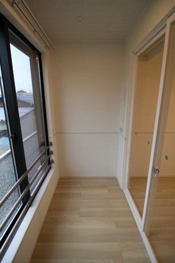 バルコニー(同仕様：サンルーム)