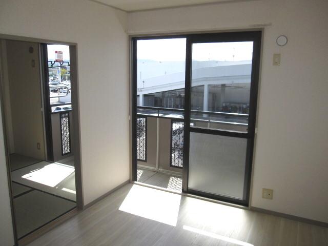 物件内観写真6　(同仕様)