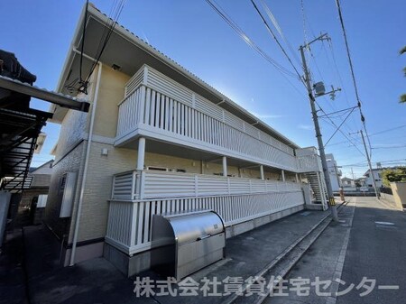 ラ・フルール西高松外観写真