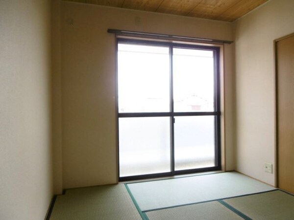 居室(同仕様)
