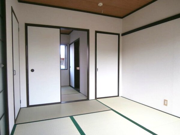 居室(同仕様)
