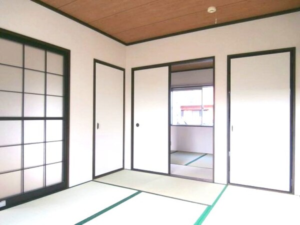 居室(同仕様)