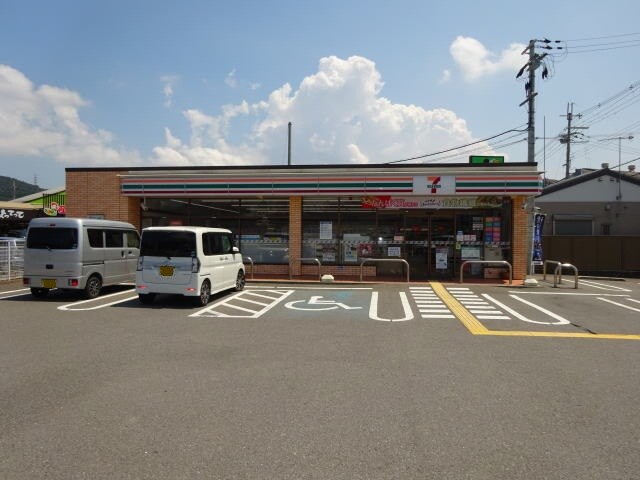 物件内観写真31　(セブンイレブン 貴志川町前田店様 1701m)