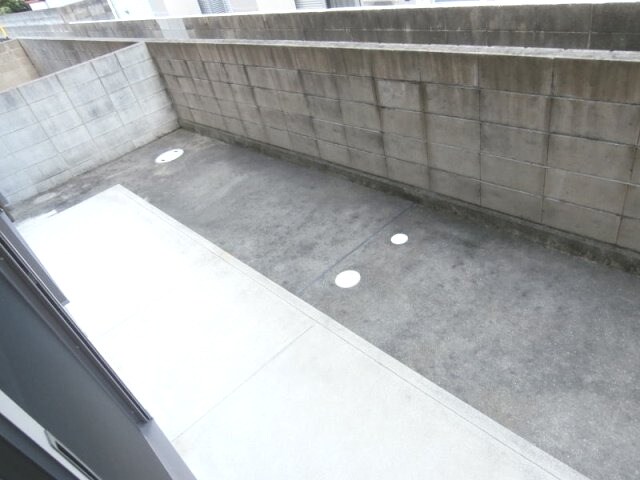 物件内観写真11　(専用庭)