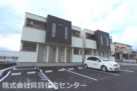 クラウンハイツ岡田Ａ棟外観写真