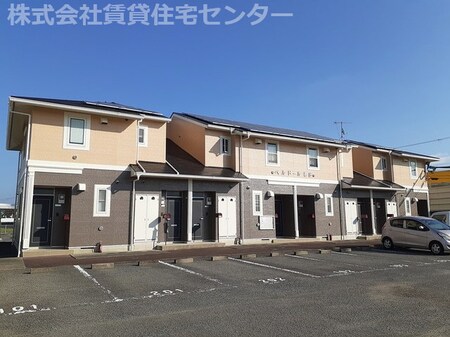 ベルドール岩出外観写真