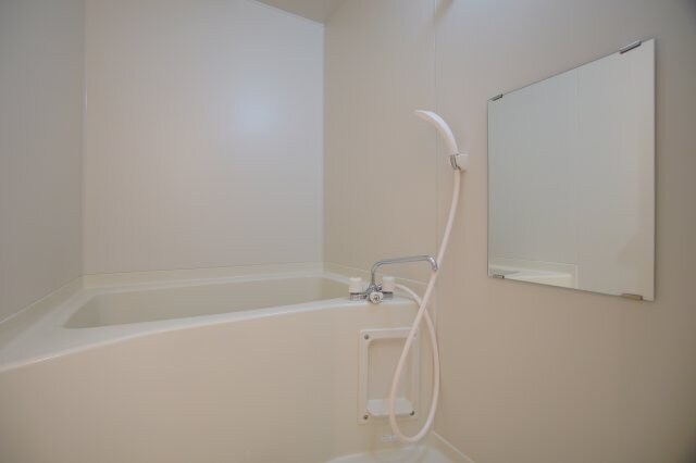 物件内観写真8　(同仕様)