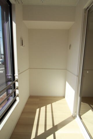 物件内観写真19　(サンルーム 同仕様)