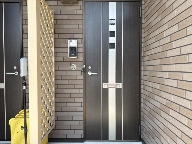 物件外観写真2　(同仕様)