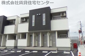 クラウンハイツ岡田Ｂ棟外観写真