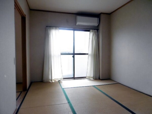 寝室