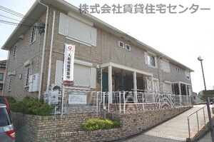 カーサモニカ B棟外観写真