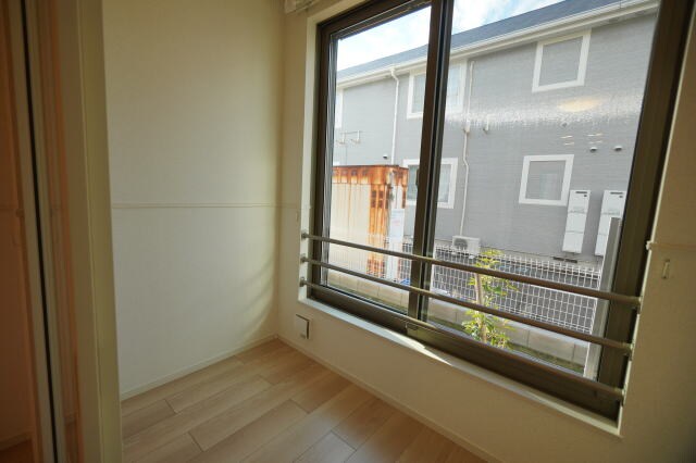 物件内観写真24　(サンルーム)