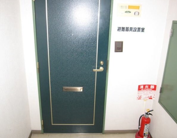 物件外観写真2　(同仕様)