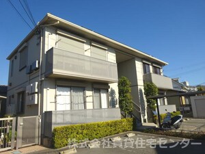 シャーメゾン日前外観写真