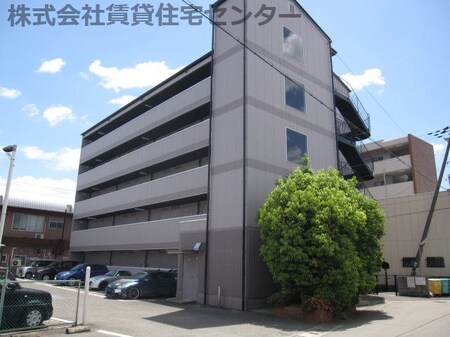コモドアロッジオ外観写真