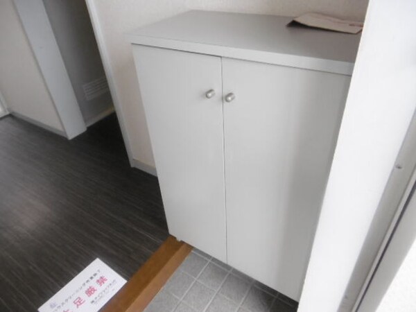 玄関(同仕様)