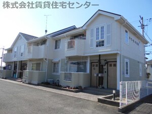 ア・ラ・モード井辺外観写真