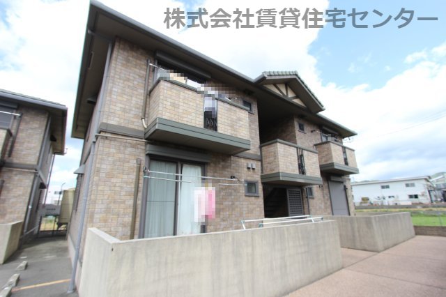 グリーンコート岩出 B棟