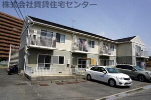 フレグランス布施屋外観写真