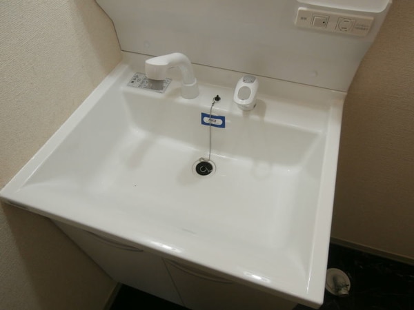 独立洗面台