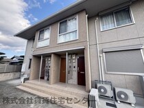 和歌山線 岩出駅 2階建 築8年の外観写真